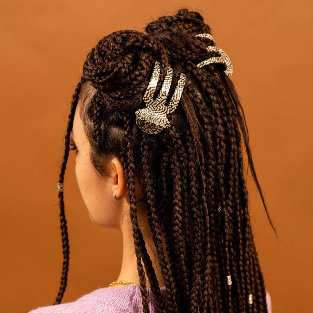 Medium Sophia Side Hair Claw Clip - Image 3
