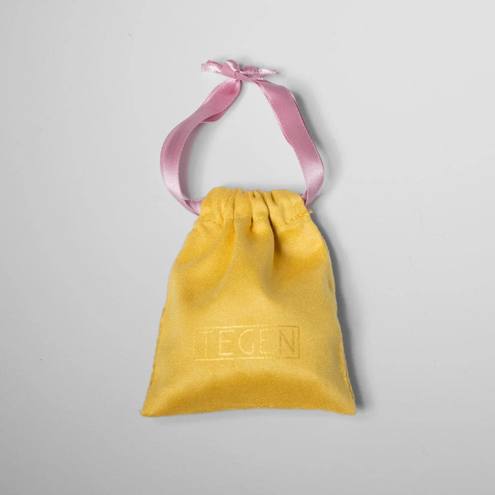 Small Round Banana Clip - Image 7